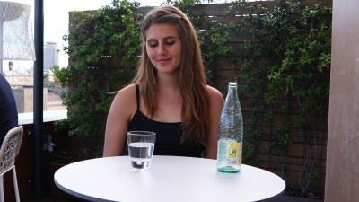 date vrouw water